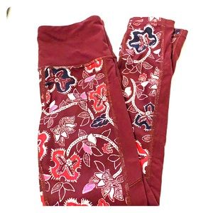 Athleta Elation 7/8 leggings. New without tags.